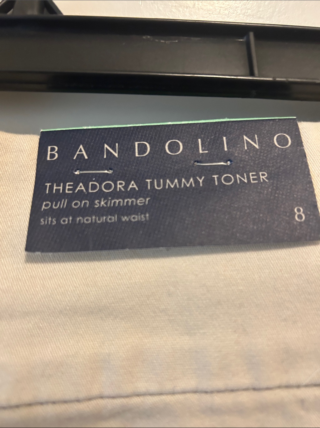 Bandolino Light Beige Skimmer Bermuda Shorts — image 5 of 8